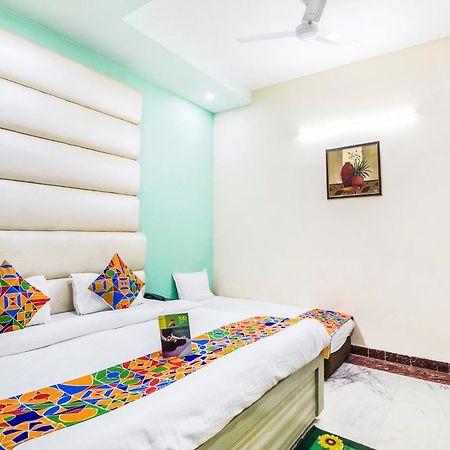 Fabhotel Plus Maniram Palace Agra  Exterior foto